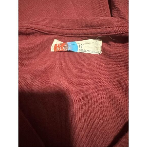 Free Peolpe Beach Meadow tee maxi dress in wild Garnet XS with pockets - Picture 4 of 9